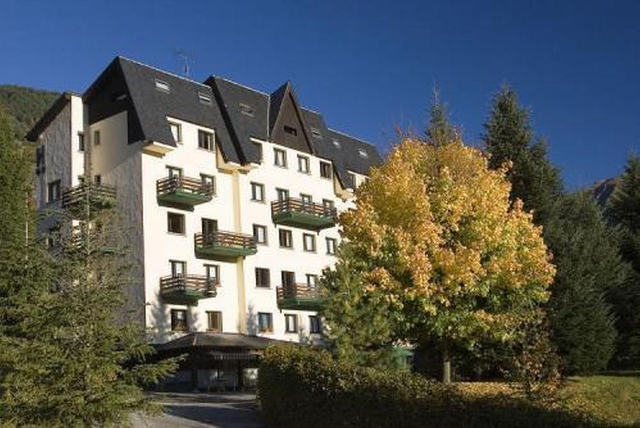 Hotel Blu Aran Vielha Bagian luar foto